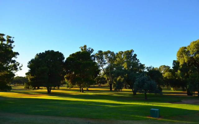 Renmark Resort