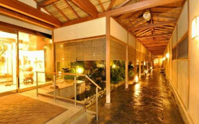 Kansuien Kakuraku