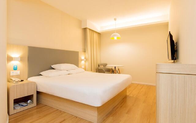 Hanting Hotel Baotou Railway Station