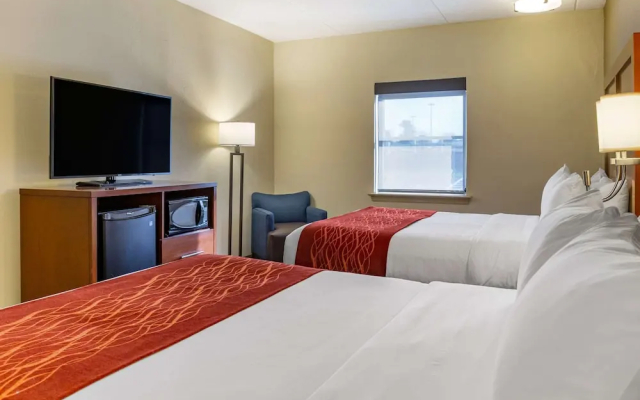 Comfort Inn Lancaster - Rockvale Outlets