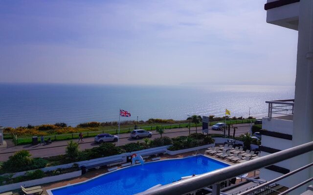 The Cumberland Hotel - OCEANA COLLECTION