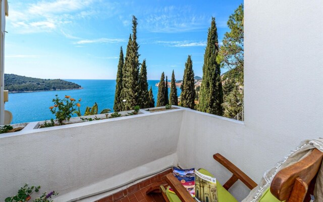 Amazing Apartment in Dubrovnik With Wifi and 2 Bedrooms