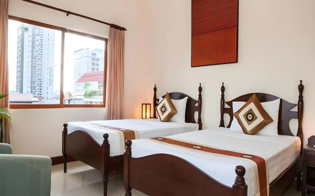 Anise Hotel & Restaurant