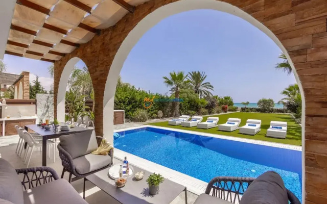 Ayia Napa Seafront Ionion Villa H5
