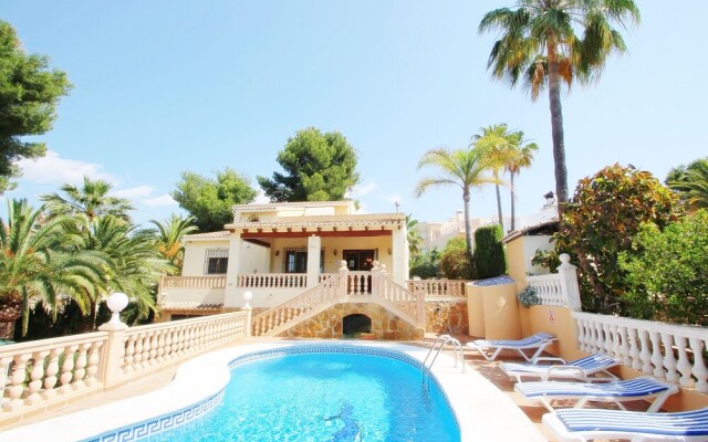 Mar de China - modern, well-equipped villa with private pool in Moraira
