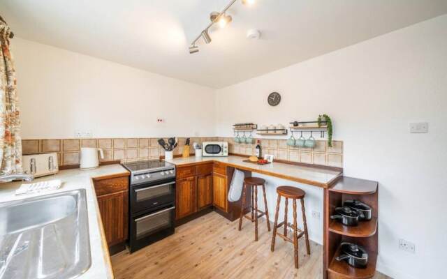 Bellrock View - Traditional Coastal Retreat