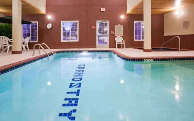 GrandStay Residential Suites Hotel - Saint Cloud