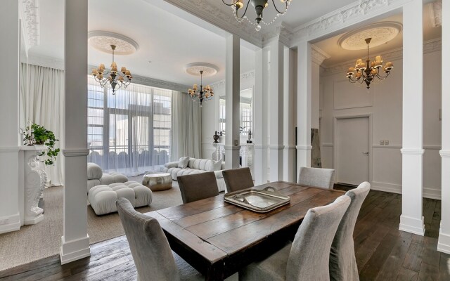 QV Luxury Elegant 2 Bedroom w Wifi-1035