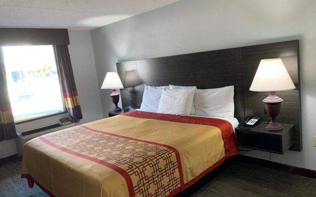 Pigeon Forge Parkway Inn