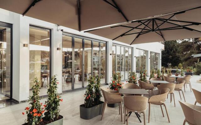 Delight Hotel & Spa
