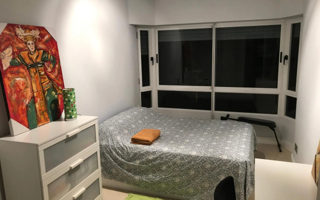 centro / internet / parking / aire acondicionado