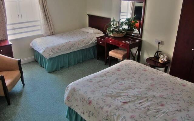 Calverts Hotel