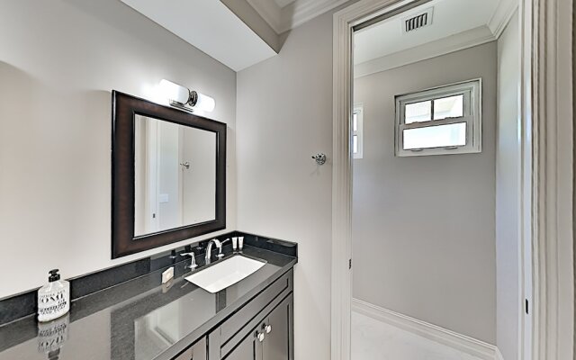 77tingln 4 Bedroom Home