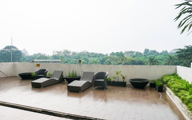 Contemporary Studio Apartment at Taman Melati Margonda By Travelio