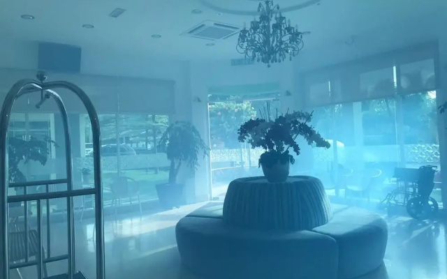 Aurora Boutique Hotel - photo 2