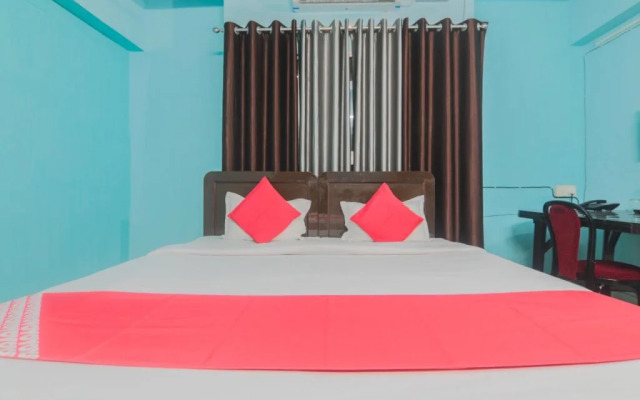 Oyo 24478 Mid City Guest House