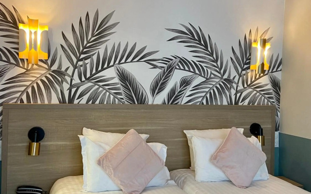 Flora Al Barsha Hotel at the Mall