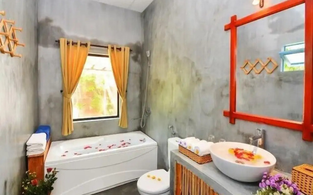 Local Beach Homestay