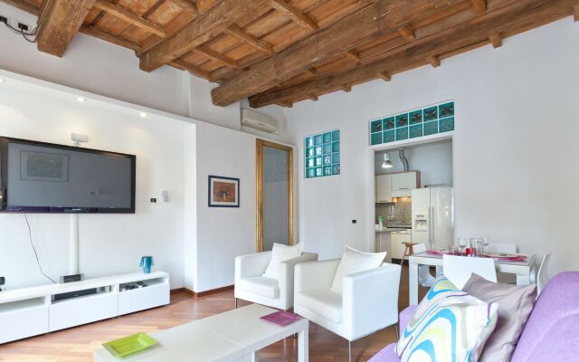 Rental In Rome Paglia Apartment