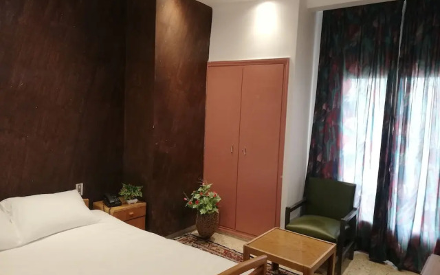 Hotel Saint Roch