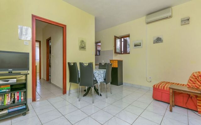 Apartments Mare