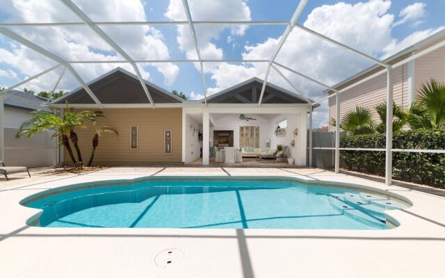 Rvh_295r Sparkling Oasis 4 Bedroom Home