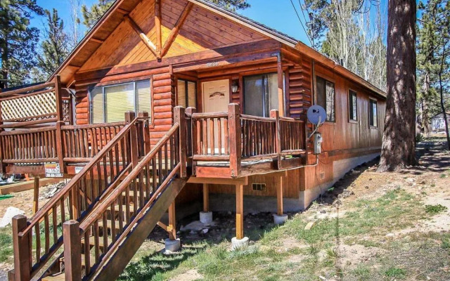 Bear Claw Bungalow #379