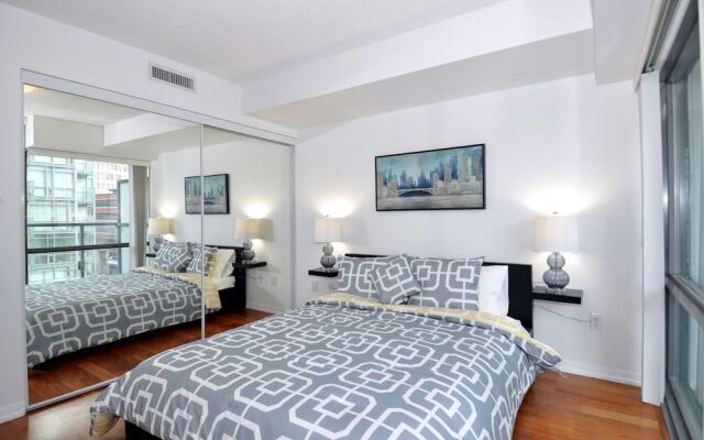 Stunning 1BR Condo Downtown Location