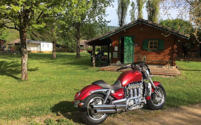 Chalets Etape du Camping Le Bivouac