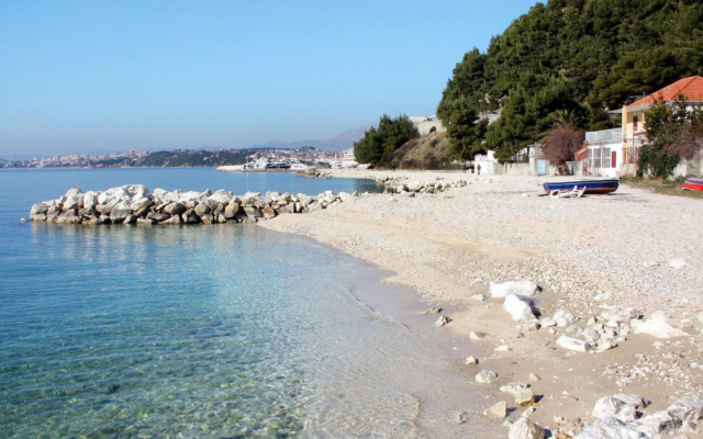 Apartment Vini- beautiful garden and terrase A4 Podstrana, Riviera Split