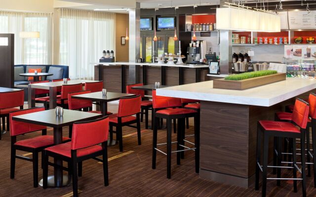 Courtyard by Marriott Cincinnati Blue Ash