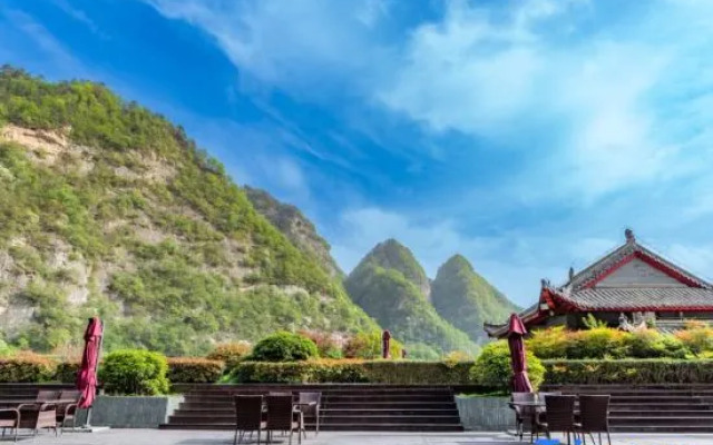 Qiongtai Hotel