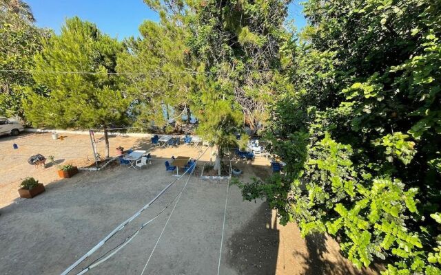 Ünlü Konaklama Kafe