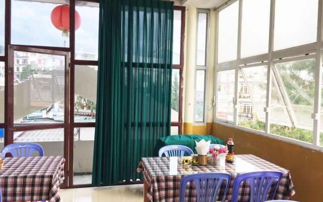 Dang Uyen Hotel