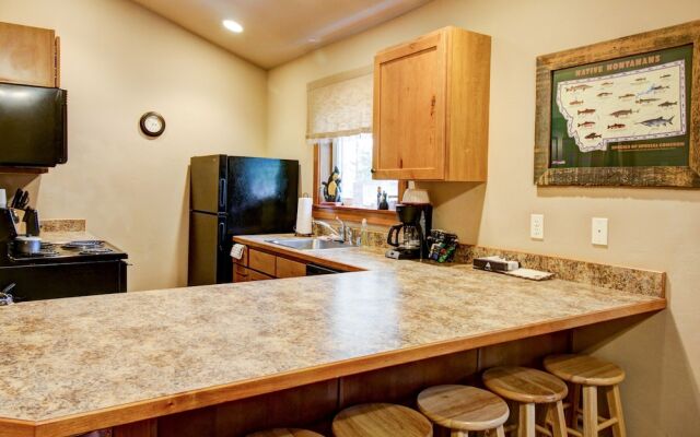 Historic Tamarack Lodge and Cabins