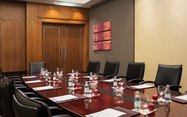 Amwaj Rotana, Jumeirah Beach