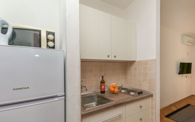 Apartments Maras