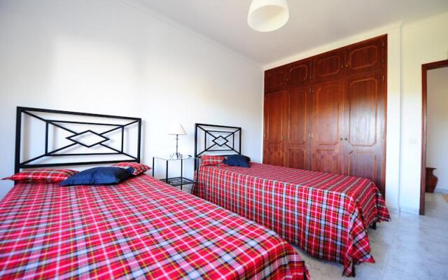 Villa in Silves, Algarve, Portugal 102055