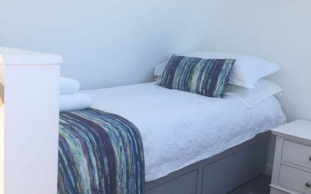 Coastal Cottage in Colbost - Perfect for Two