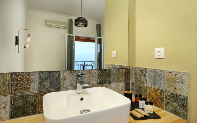 9 Muses Seaview Studios Corfu | Adults Only