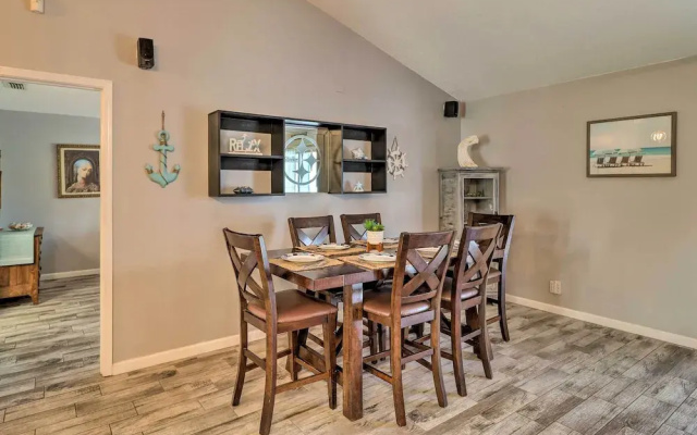Jacksonville Home, Near Beach & Mayo Clinic!