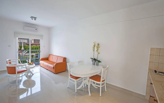 Polycarpia Hotel