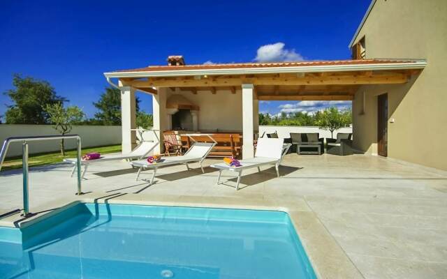 Casa Mondo