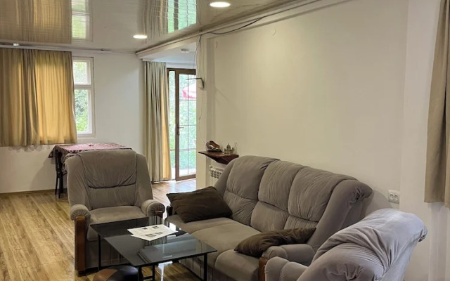 Narek B&B
