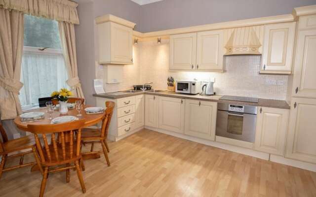 The Hilton Flat 1
