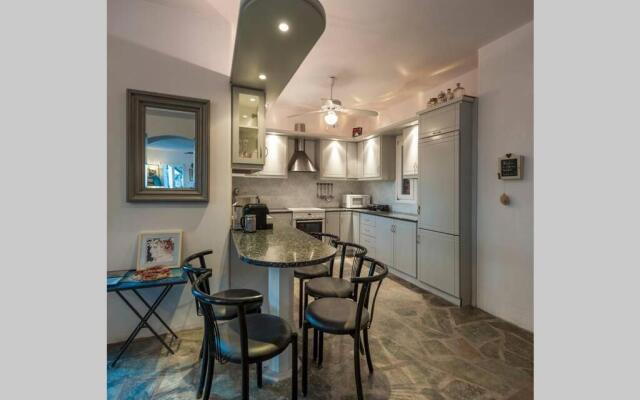 Pure White Villa - Paros