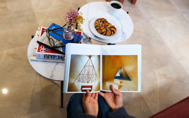 Phaedrus Living: Luxury Maisonette Lighthouse 60