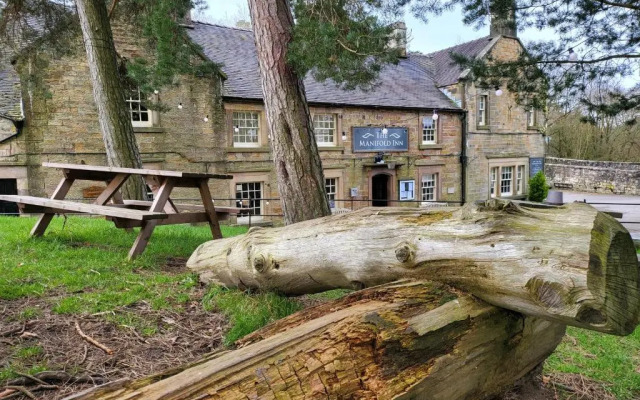 The Manifold Inn