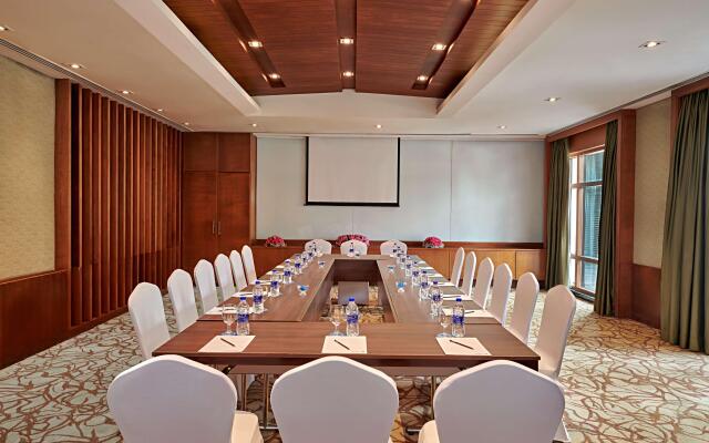 Radisson Blu Resort & Spa Alibaug