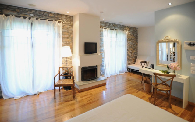 Boutique Hotel Kentrikon & Bungalows